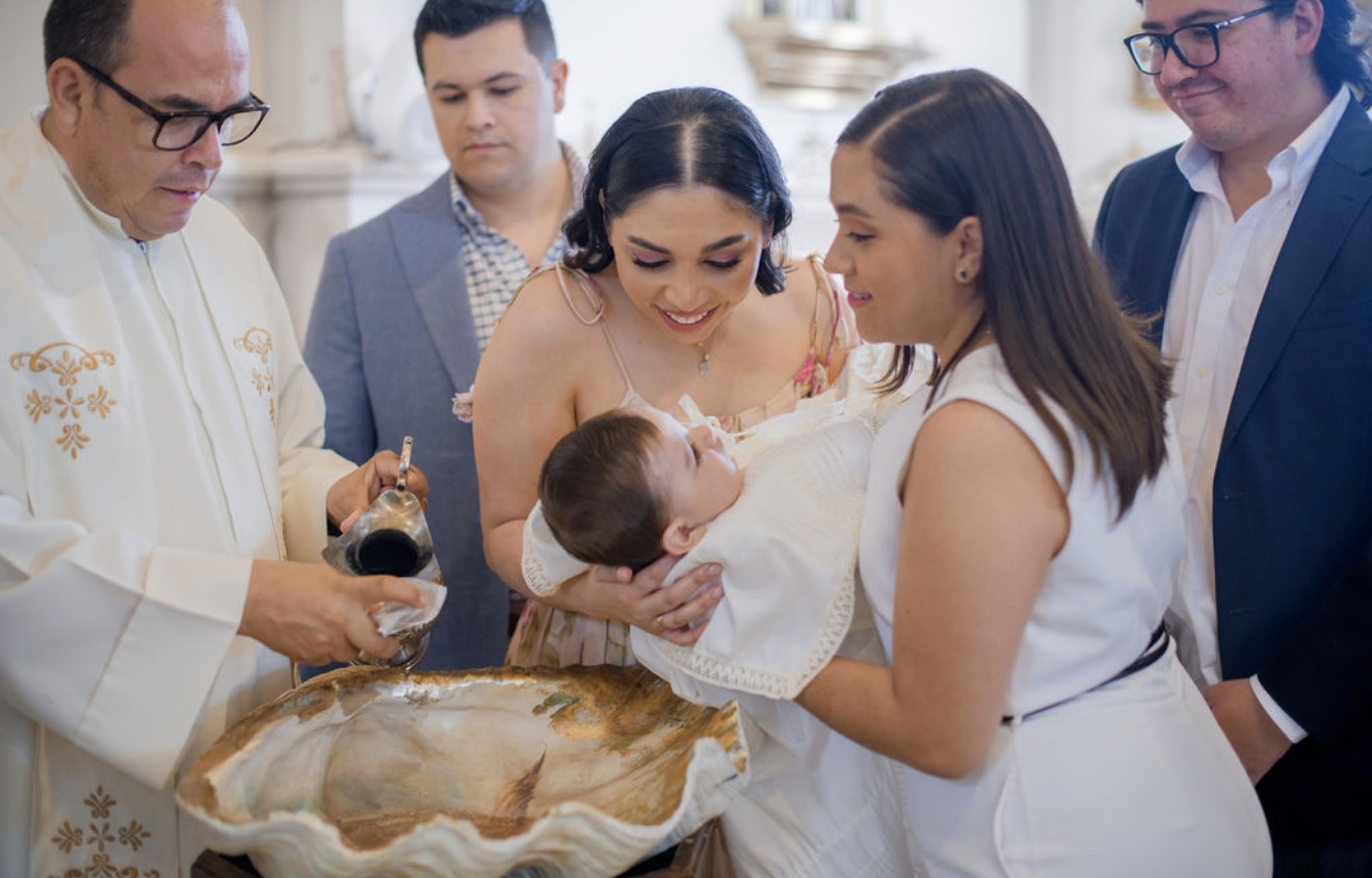 Bautizo fotografiado por Gii Studio en Saltillo